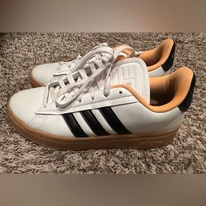 Adidas Grand Court Alpha